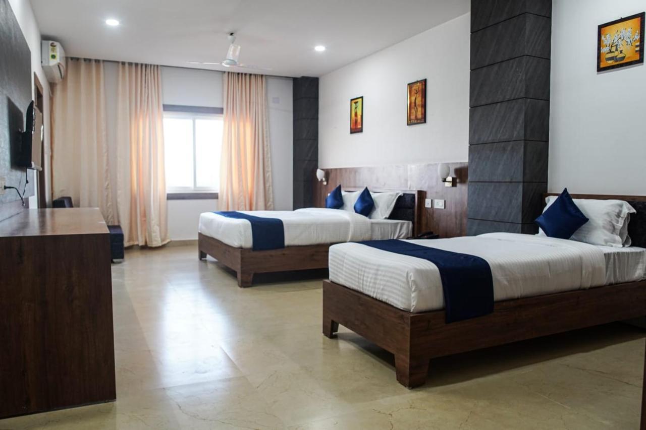 Hotel A G Palace Duliagaon Exterior photo